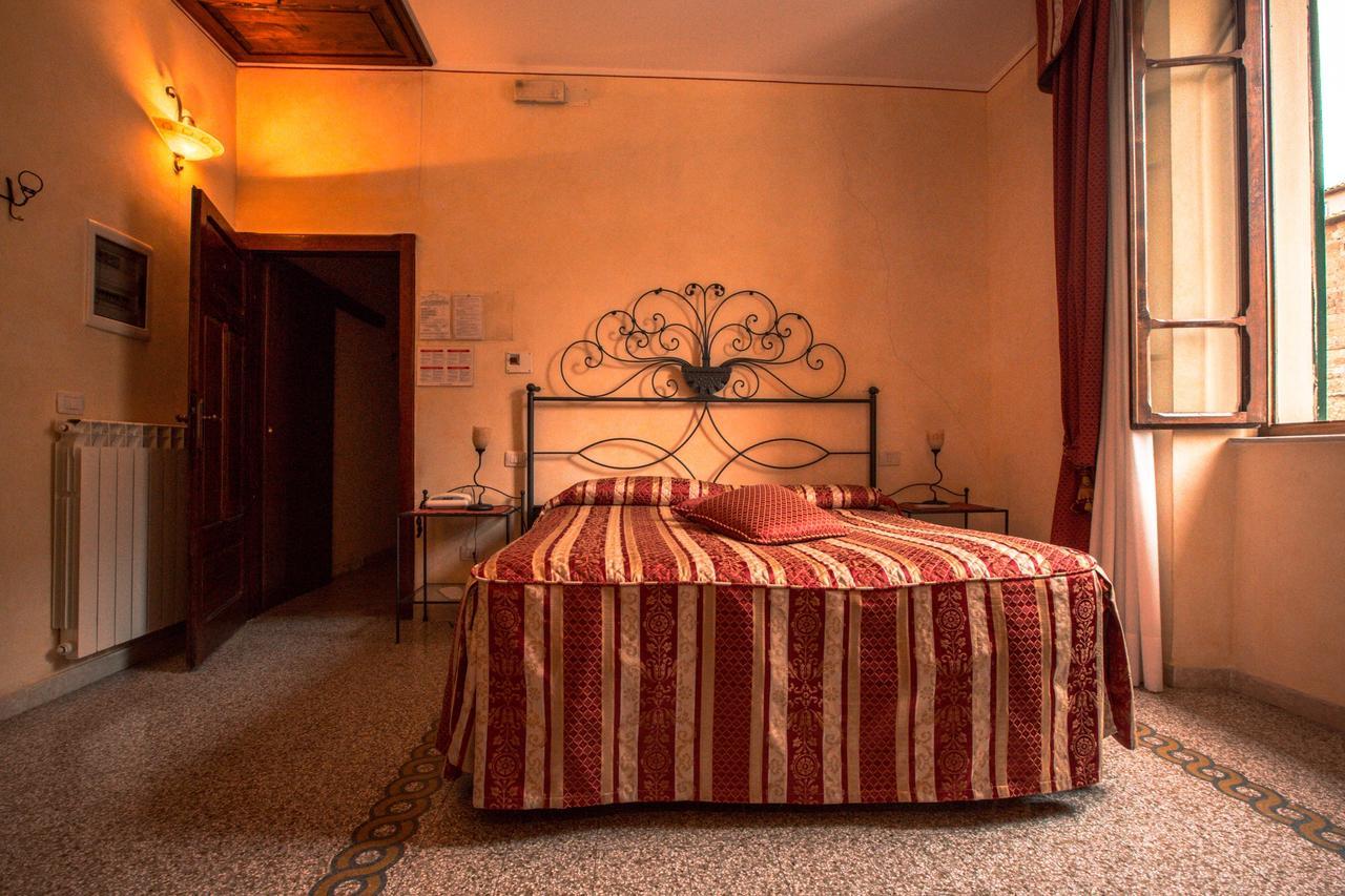 Albergo Guastini Pitigliano Exterior foto