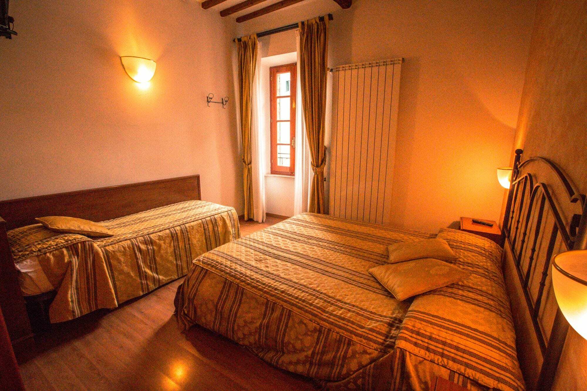 Albergo Guastini Pitigliano Exterior foto