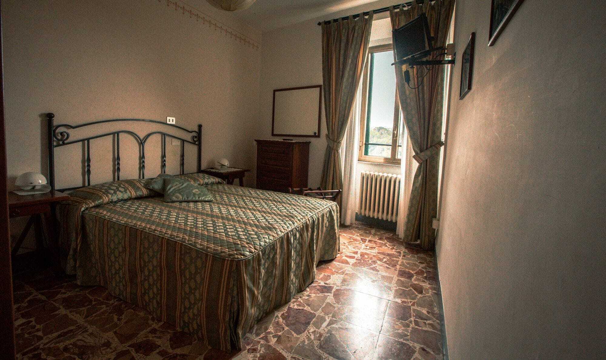 Albergo Guastini Pitigliano Exterior foto